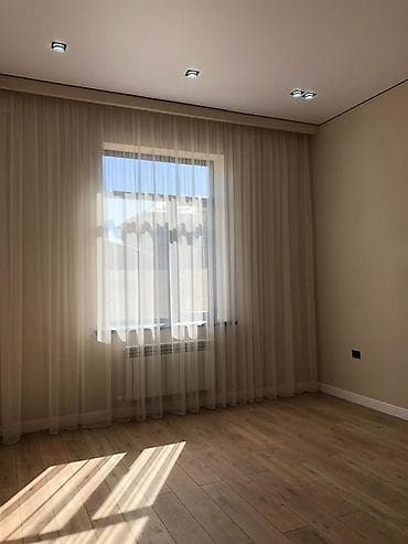 с полселением: 4 комнаты, 140 м² — 2