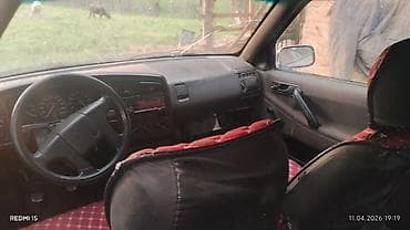 Volkswagen Passat: 1989 г., 1.8 л, Ручные, Бензин, Седан at lalafo.kg Volkswagen Passat: 1989 г., 1.8 л, Ручные, Бензин, Седан