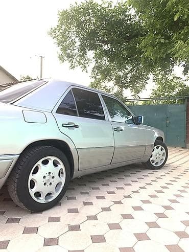 аксессуары для спринтера: Mercedes-Benz W124: 1994 г., 2 л, Механика, Бензин, Седан — 4