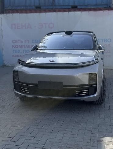 lix: Lixiang L9: 2023 г., 1.5 л, Гибрид, Кроссовер — 1