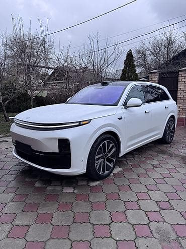 devo lasetti: Lixiang L7: 2024 г., 1.5 л, Гибрид — 2