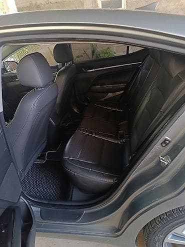 Hyundai Avante: 2018 г., 1.6 л, Автомат, Бензин, Седан — 4