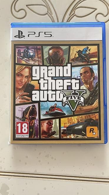 сумки бишкек: ​Продаю оригинальный игровой диск GTA 5 для PlayStation 5 в отличном — 2