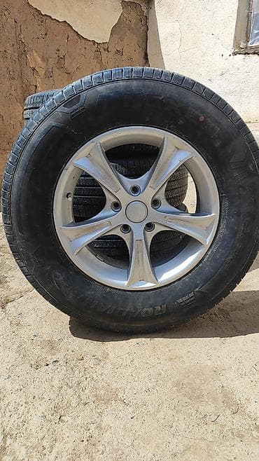 р18 шины: Колеса в сборе 235 / 70 / R 16, Всесезонная, Б/у, Комплект, Легковые, Литые, отверстий - 5 — 1