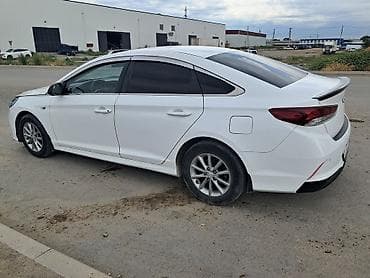 Hyundai Sonata: 2021 г., 2 л, Автомат, Газ, Седан