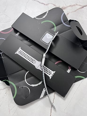 феникс 8: Apple Watch Series 6 Nike, 44 мм (GPS) - Корпус из алюминия в — 2