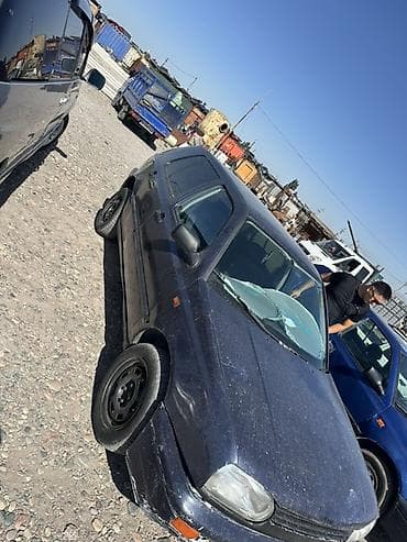 16 lt: Volkswagen Golf: 1993 г., 1.8 л, Механика, Газ, Хэтчбэк — 7
