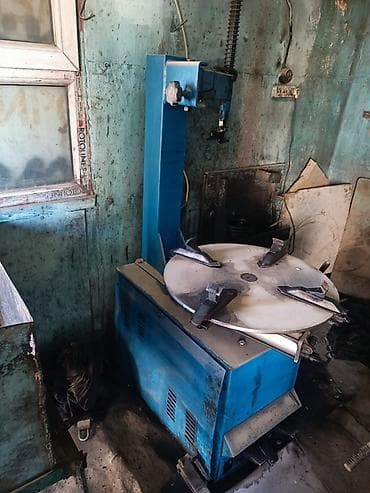 Упаковочно-фасовочные аппараты: Стенд для балансировки колес (шиномонтажное оборудование) - — 7