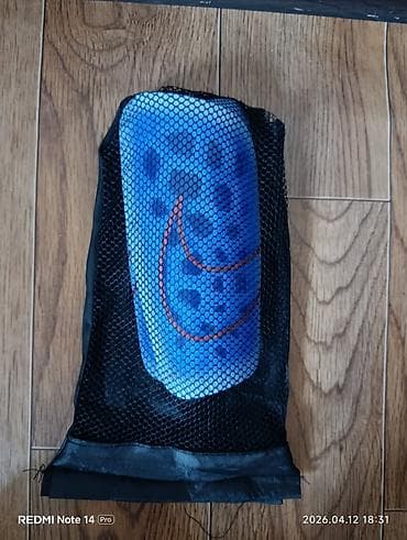 бокс перчатка: Щитки футбольные Nike оригинал почти новые — 1