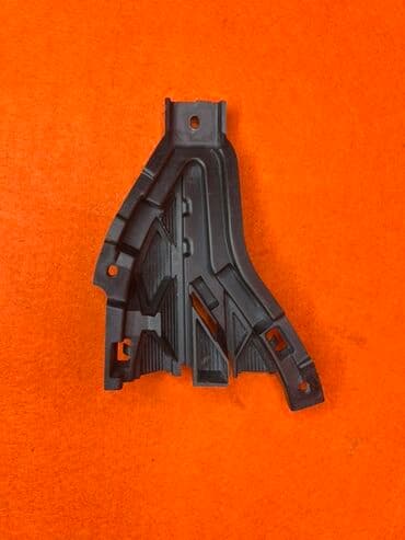 купить крестовину для кресла: Черный пластиковый кронштейн бампера, разработанный для надежной — 1