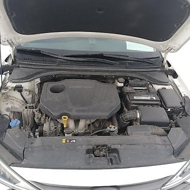 полики для авто: Hyundai Avante: 2018 г., 1.6 л, Автомат, Газ, Седан — 8