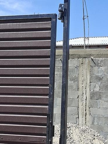 Откатные ворота из профнастила - Конструкция: откатные ворота на