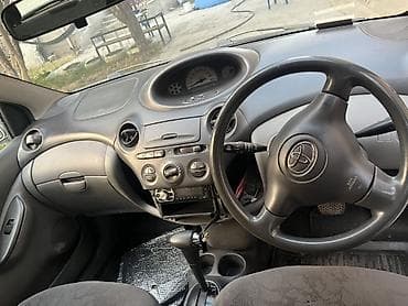 Продажа авто: Toyota Vitz: 2002 г., 1.3 л, Автомат, Бензин, Хэтчбэк — 7