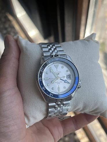 Наручные часы: Seiko 5 Sports GMT Automatic (реф. SSK003K1) - Механизм — 1
