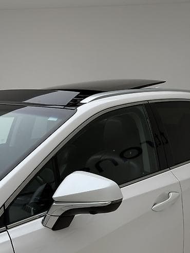 lexsus is: Lexus RX: 2017 г., 3.5 л, Автомат, Бензин, Кроссовер — 4