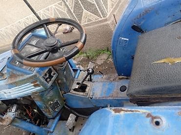 белорус 82 1: Трактор колесный Dongfeng TL2540P (TL2540P на борту) - Компоновка — 8