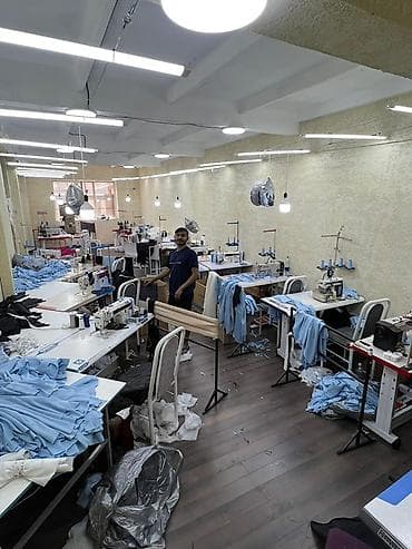 склада: Сдается двухэтажное капитальное здание из кирпича. Общая площадь: 300 — 2