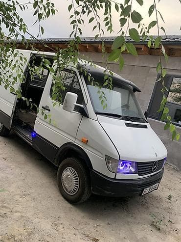 дверь машины: Mercedes-Benz Спринтер: 1997 г., 2.9 л, Механика, Дизель, Фургон — 4