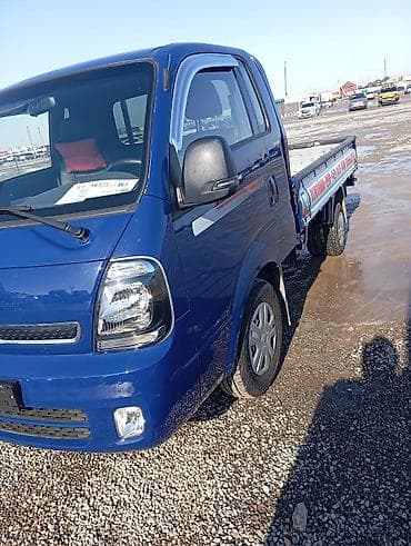 camry 2010: Легкий грузовик, Kia, Стандарт — 2