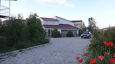 комнаты иссык: Коттедж, Кызыл-Суу, Барбекю, Баскетбольная площадка, Бассейн — 4