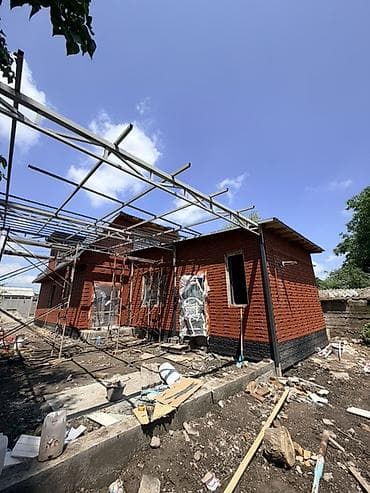 5: Продаётся кирпичный дом с мансардным этажом. Основные особенности: - — 5