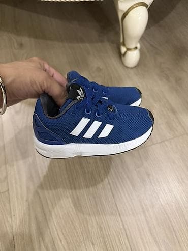 Детские кроссовки Adidas (оригинальная линейка Adidas Originals) -