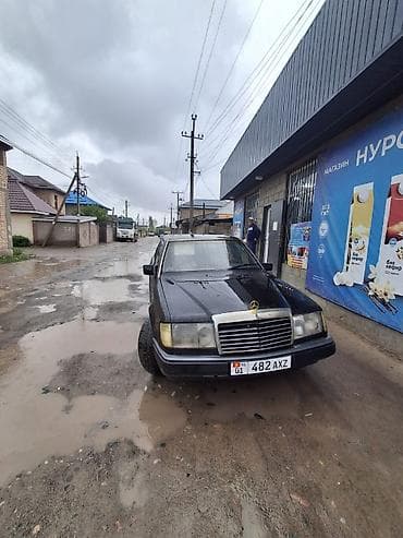 крыло 124: Mercedes-Benz W124: 1990 г., 2 л, Механика, Дизель, Седан — 1