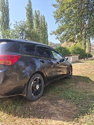 kia сид: Kia Ceed: 2014 г., 1.6 л, Механика, Бензин, Универсал — 5