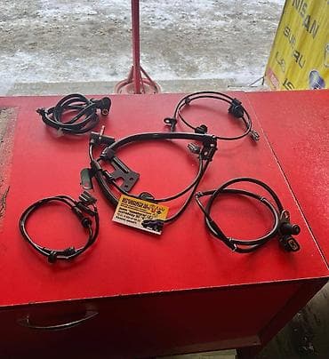 Глушители: Датчик ABS Toyota Новый — 1