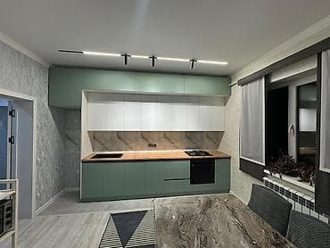 стекло на стол цена: Современный кухонный гарнитур в линейной планировке. - Верхние — 1