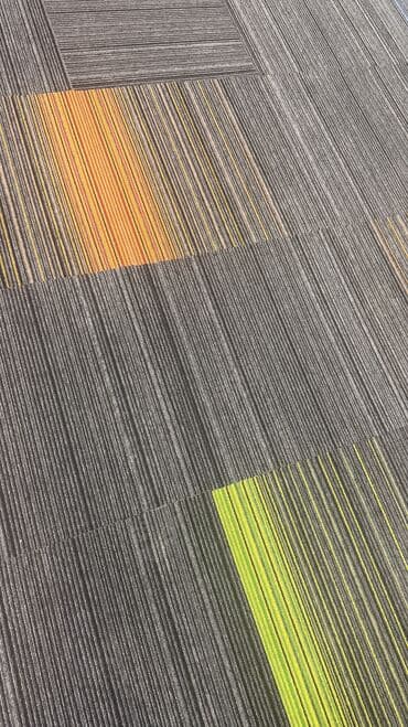 Интерьер строй: Ковровая плитка (модульные ковровые покрытия) - Формат: квадратные