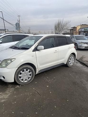 bmw x5 2005: Toyota Ist: 2003 г., Автомат, Бензин, Хэтчбэк — 5