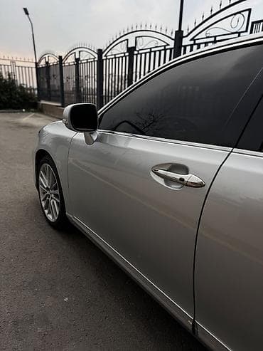 Lexus ES: 2010 г., 3.5 л, Автомат — 7