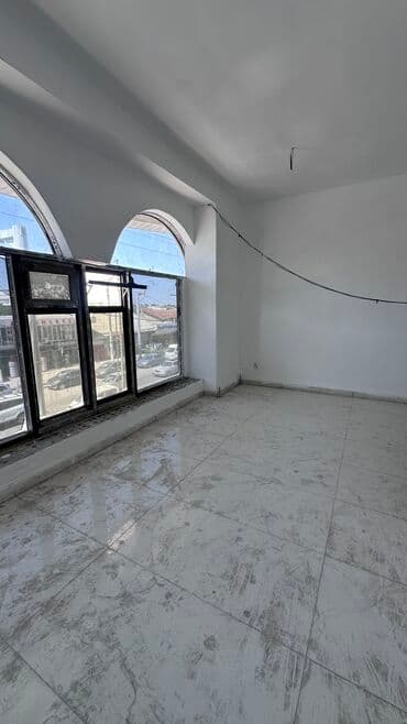 продаю квартиру рассрочку: Сатылат помещение 1 бөлмөлүү, 24.88м², 2-кабатта 	•	Турак үй — 3