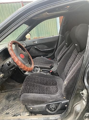 w211 e500: Honda Accord: 1993 г., 1.8 л, Бензин, Седан — 4