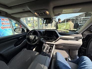 Toyota: Toyota Highlander: 2021 г., 3.5 л, Автомат, Бензин, Внедорожник — 6