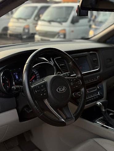 машины с российскими номерами: Kia Carnival: 2019 г., 2.2 л, Автомат, Дизель, Минивэн — 10