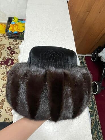 шапан: Жаңы кийилбеген норка тебетей сатылат 55-58 размердеги . Ошондой эле — 2