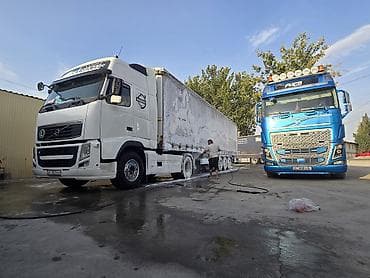 100 с4: Тягач, Volvo, Тентованный — 7
