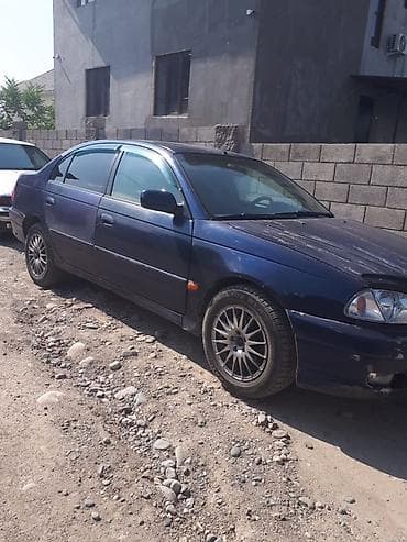 corolla runx: Toyota Avensis: 2001 г., Седан — 1