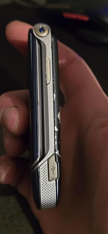 Уюлдук телефондор жана аксессуарлар: Motorola Flipout, Колдонулган, < 2 ГБ, 1 SIM — 4