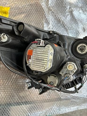 Автокосметика: Передняя левая фара Subaru 2017 г., Б/у, Оригинал, США — 7