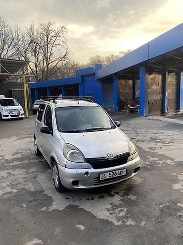 lada 4x4: Toyota Yaris Verso: 2003 г., 1.3 л, Механика, Бензин, Минивэн — 3