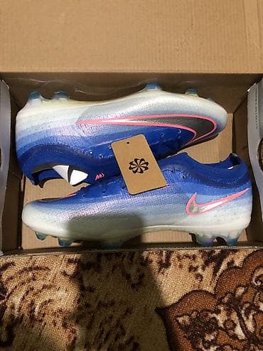 красовка жен: Футбольные бутсы Nike Mercurial (шипы FG) - Модель: линейка — 1