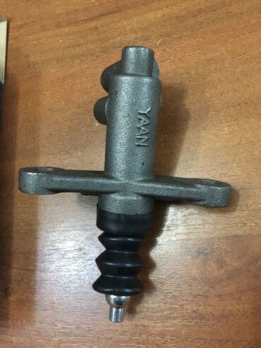 домкрат дамкрат: Рабочий цилиндр сцепления (гидравлический) Описание: - Корпус из — 2