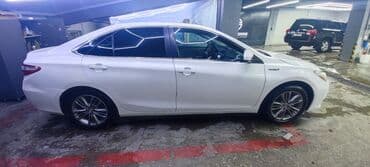 Toyota Camry: 2015 г., 2.5 л, Автомат, Гибрид, Седан — 3
