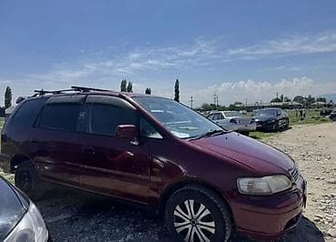 салон автомобиля: Honda Odyssey: 1995 г., 2.3 л, Автомат, Бензин, Минивэн — 3