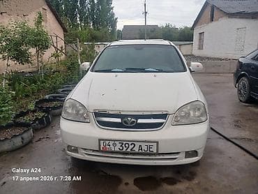мега авто: Chevrolet Lacetti: 2003 г., 1.6 л, Седан — 4