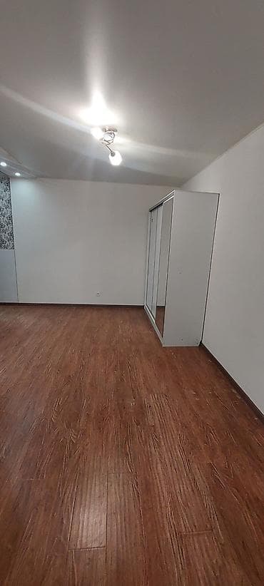 продаю квартир: 1 комната, 30 м², Вечерка Хрущевка, 1 этаж — 5