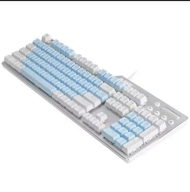 red square keyrox: Клавиатура — 2